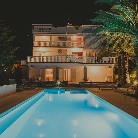 Pool Apartments Galeb Novalja Bagian luar foto